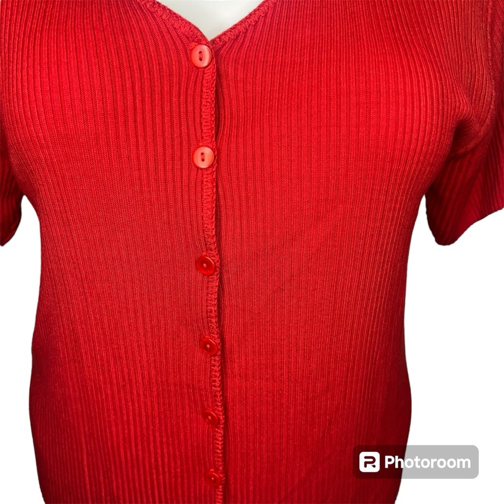 Red Ribbed Short Sleeve Button Front Top Size 1X - Picture 7 of 16